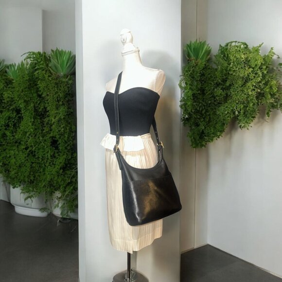 VTG Coach Purse Black Leather Brass Legacy Hobo Bag 9058 Costa Rica 2002 Y2K - Picture 2 of 9